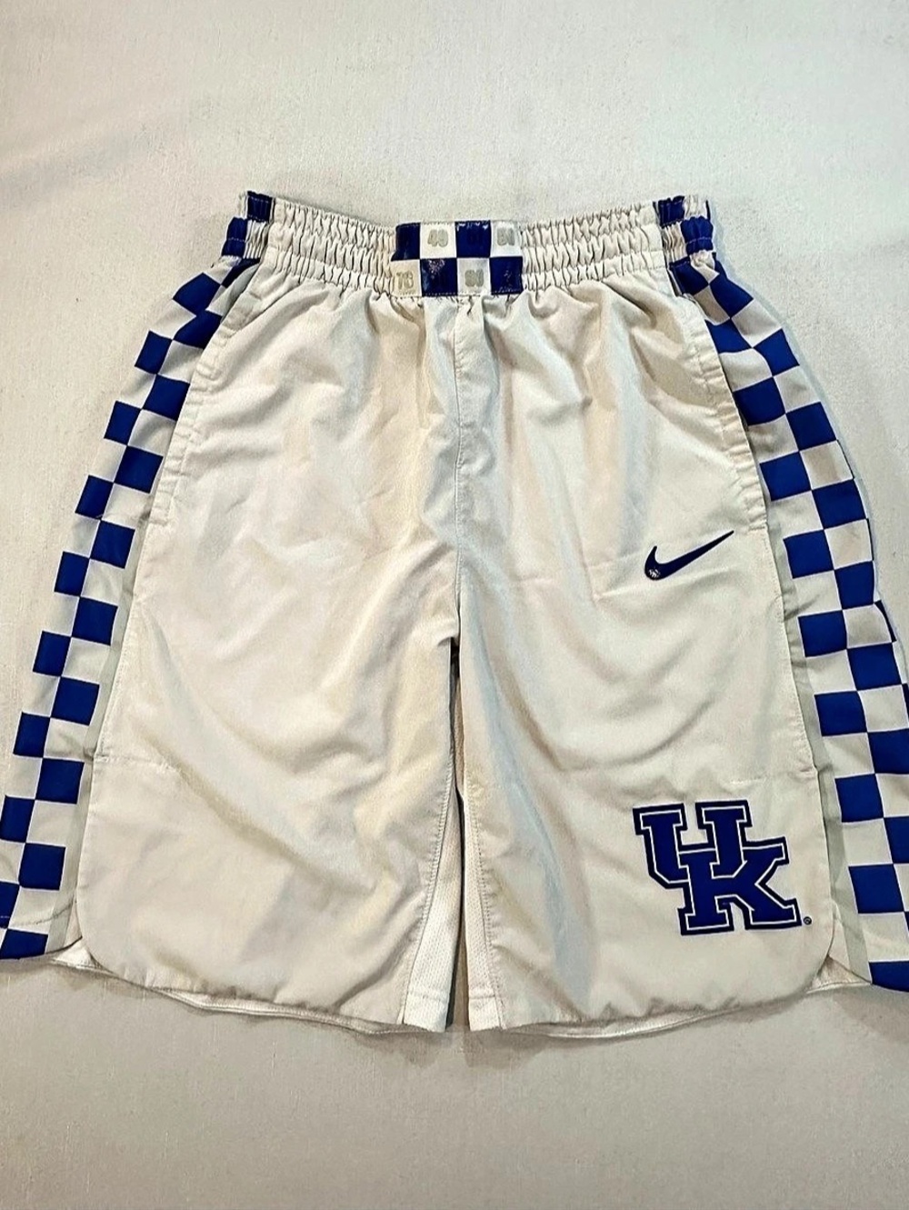 Nike Kentucky Wildcats Dri-FIT Basketball Shorts Men’s L